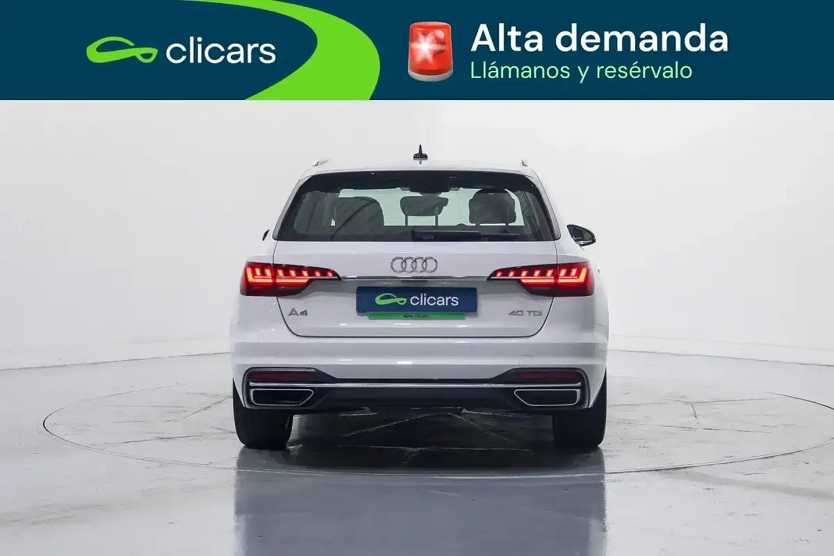Usado Audi A4 Advanced 204 CV (150 kW) 2022 Blanco Familiar