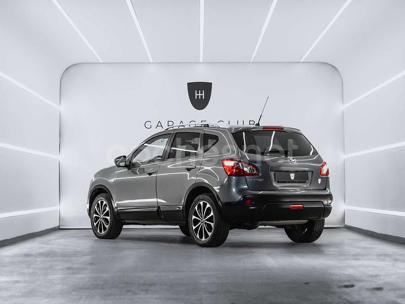 Usado Nissan Qashqai Tekna 140 CV (102 kW) 2011 Gris / plata SUV