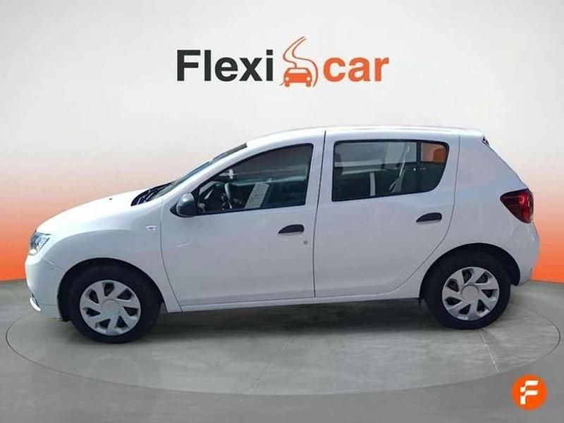 Usado Dacia Sandero Essentiel 75 CV (55 kW) 2019 Blanco Utilitario
