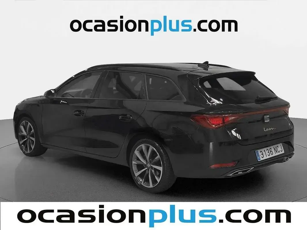 Usado Seat Leon ST FR 150 CV (110 kW) 2025 Negro Familiar
