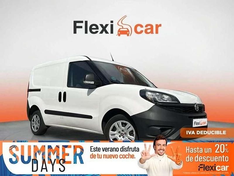 Blanco Usado 2022 Fiat Doblò Easy Monovolumen | 11.190 € (Buen precio) - Imagen 1/4