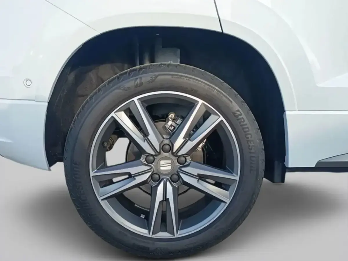 Usado Seat Ateca FR 150 CV (110 kW) 2022 Blanco SUV