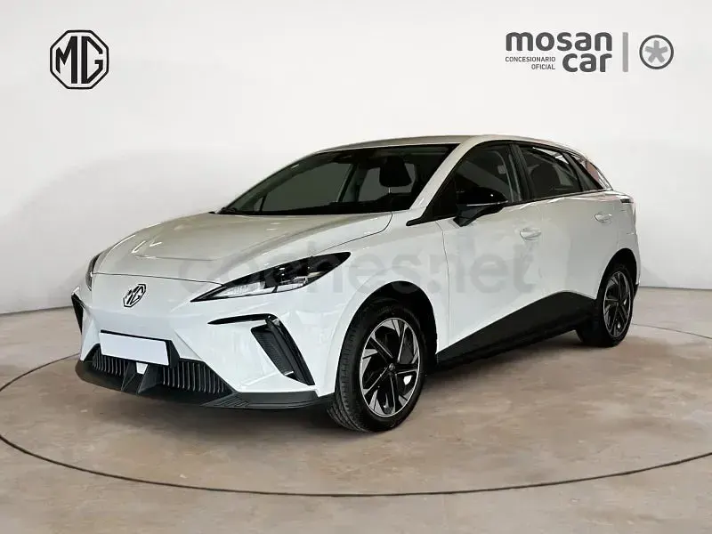 Usado MG MG4 EV 125 kW (170 HP) 2024 Branco Citadino