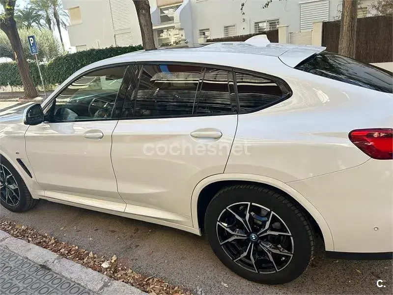 Usado BMW X4 Comfort Edition 252 CV (185 kW) 2018 Blanco SUV