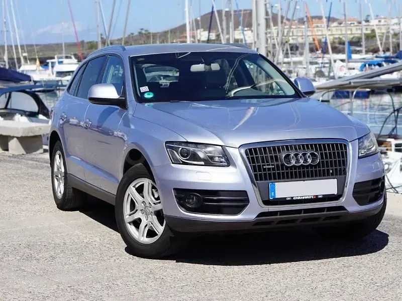 Käytetty Audi Q5 211 HP (155 kW) 2011 Harmaa Katumaasturi