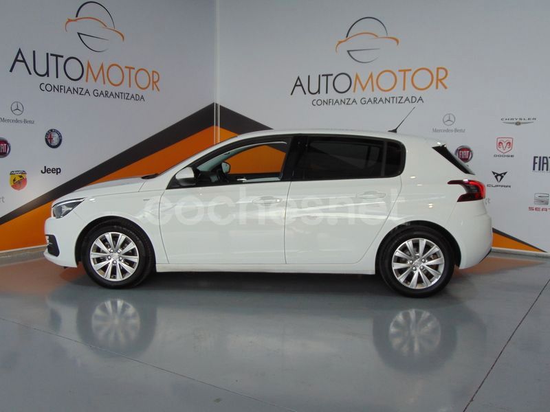 Blanco Usado 2020 Peugeot 308 Style Berlina | 14.900 € (Caro) - Imagen 1/4