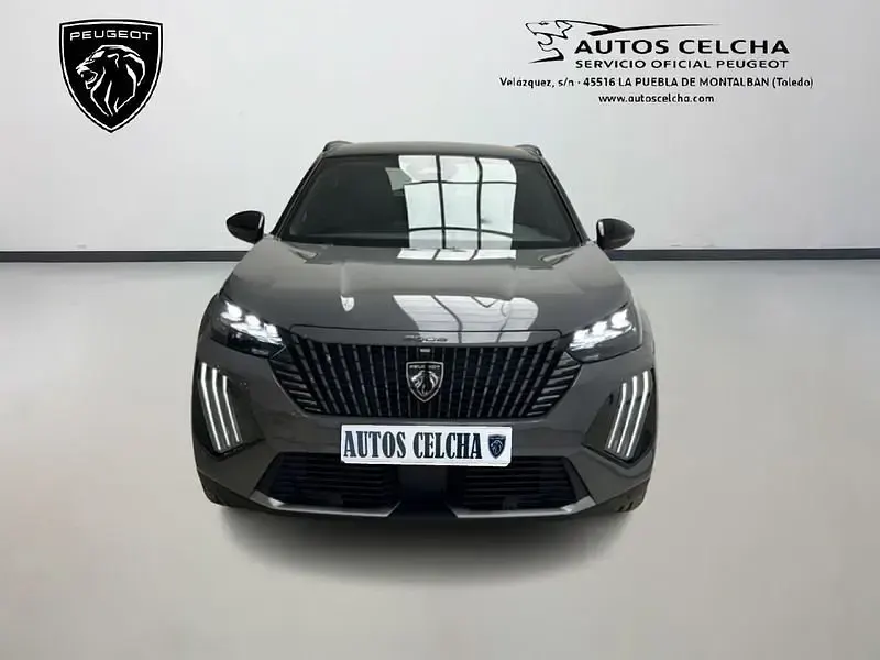 Usado Peugeot e-2008 GT 100 kW (136 CV) 2024 Gris oscuro SUV