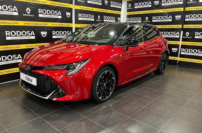 Usado Toyota Corolla Advance 184 CV (135 kW) 2022 Rojo Berlina