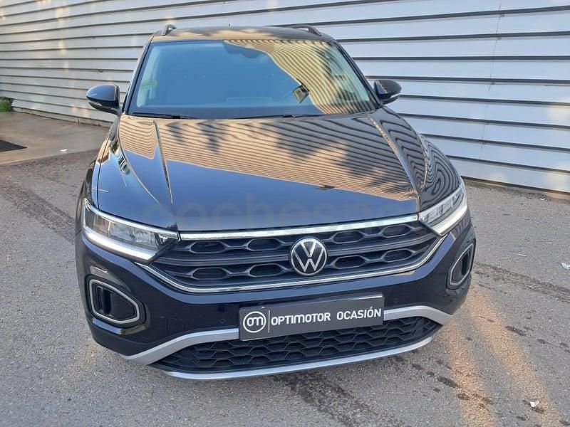 Usado VW T-Roc Life 110 CV (80 kW) 2022 Negro SUV
