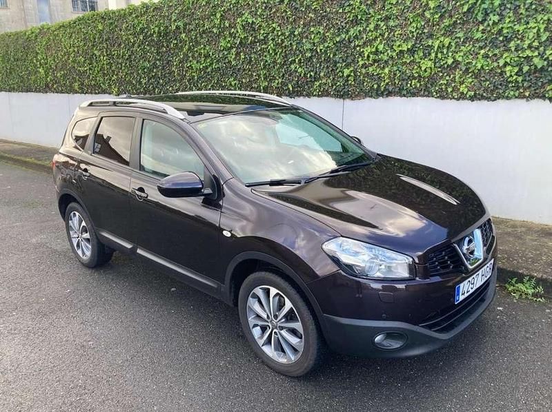 Usado Nissan Qashqai Tekna 150 CV (110 kW) 2011 Burdeos SUV