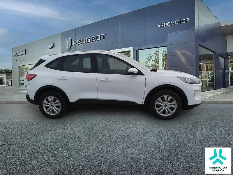 Usado Ford Kuga Trend 120 CV (88 kW) 2022 Blanco SUV