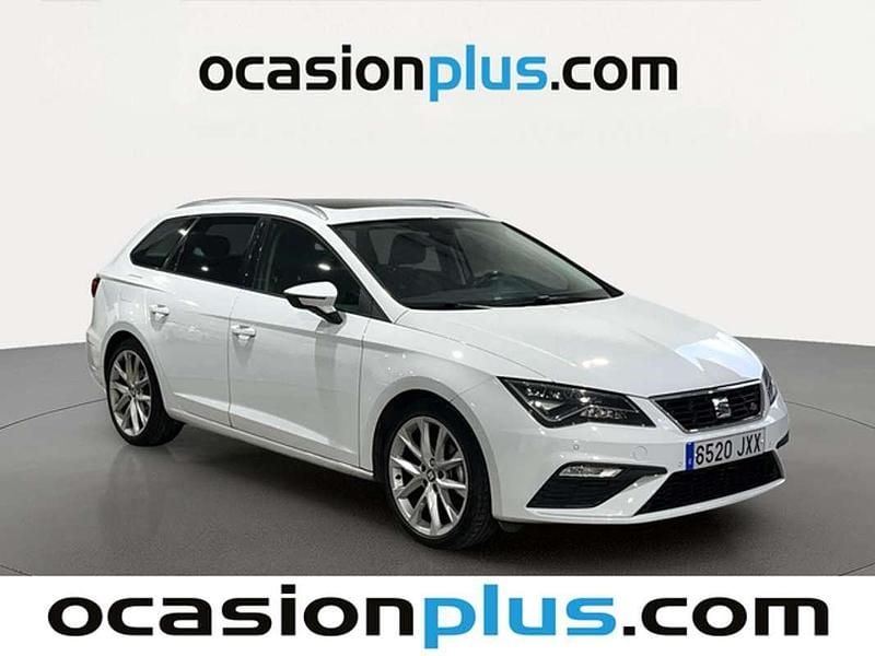 Usado Seat Leon ST FR 150 CV (110 kW) 2017 Blanco Familiar