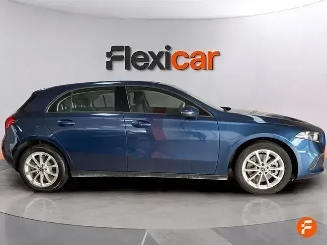 Käytetty Mercedes A250 218 HP (160 kW) 2021 Sininen