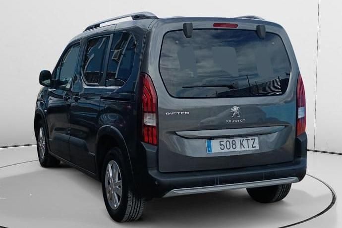 Usado Peugeot Rifter Allure 131 CV (96 kW) 2019 Monovolumen