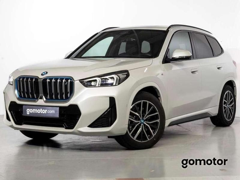 Usado 2023 BMW iX1 Shadowline SUV | 43.975 € (Buen precio) - Imagen 1/4