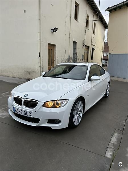 Blanco Usado 2009 BMW 335 Sport Line Coupe | 17.000 € (Un poco caro) - Imagen 1/4
