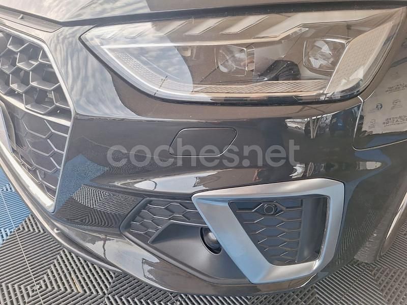 Usado Audi A4 S-Line 163 CV (119 kW) 2023 Negro Berlina