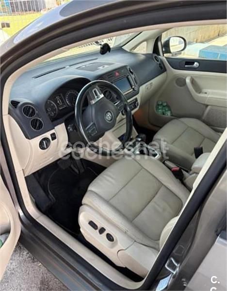 Beige Usado 2010 VW Golf Plus Cross Edition Monovolumen | 7000 € (Buen precio) - Imagen 1/4