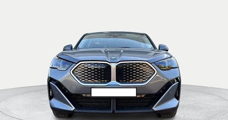 Usado BMW iX2 150 kW (204 CV) 2025 SUV