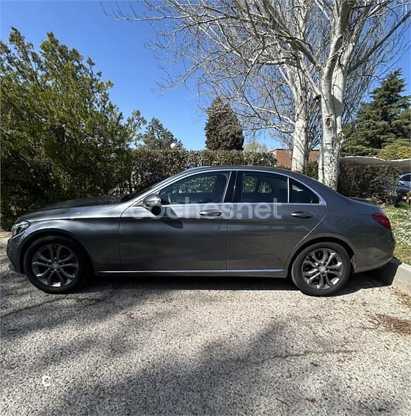Usado Mercedes C180 Exclusive 156 CV (114 kW) 2017 Gris / plata Berlina