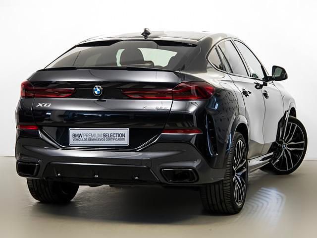Usado BMW X6 Comfort Edition 286 CV (210 kW) 2022 Negro SUV