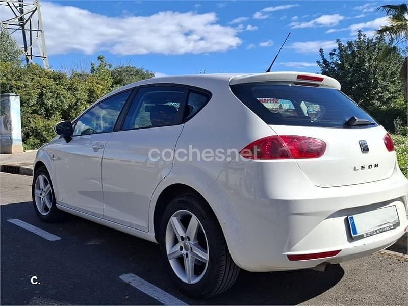 Käytetty Seat Leon Copa 105 HP (77 kW) 2012 Valkoinen Sedan