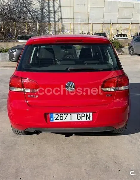 Usado VW Golf VI Advance 105 CV (77 kW) 2009 Rojo Utilitario