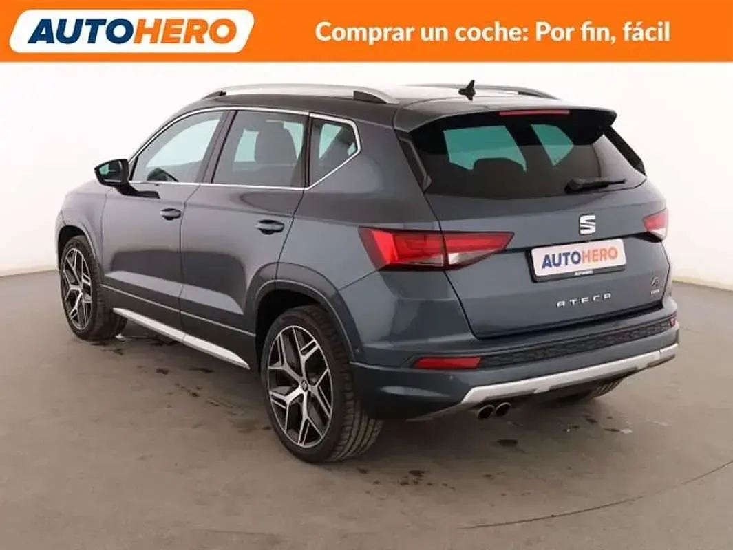 Usado Seat Ateca 4Drive 190 CV (139 kW) 2018 Gris SUV