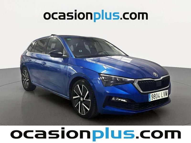 Usado Skoda Scala Sport 150 CV (110 kW) 2021 Azul Utilitario