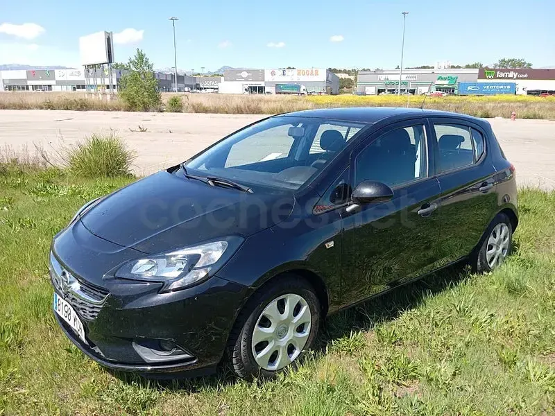 Usado Opel Corsa Business 90 CV (66 kW) 2018 Negro Utilitario