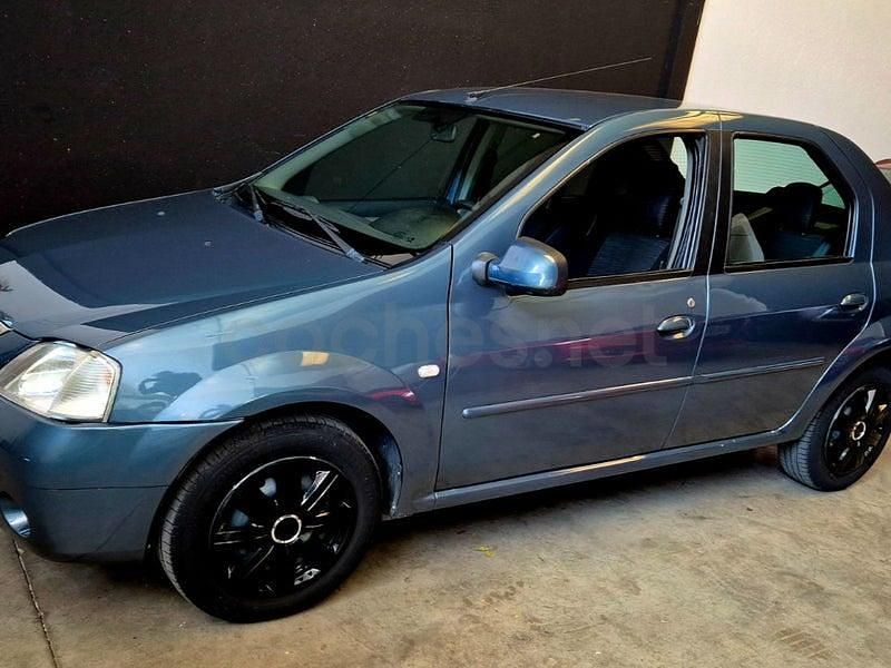 Usado Dacia Logan Prestige 104 CV (76 kW) 2007 Gris / plata Berlina