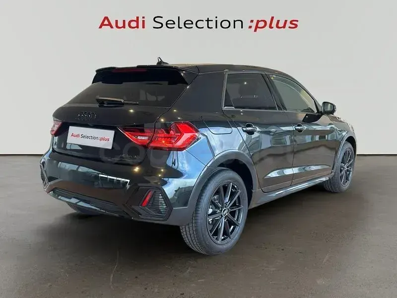 Nuevo Audi A1 116 CV (85 kW) 2025 Negro SUV