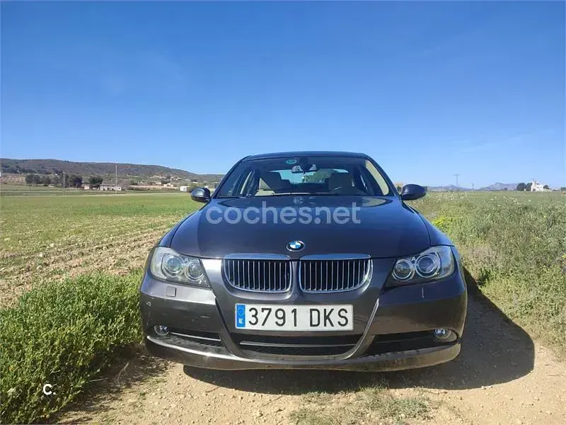 Usado BMW 325 218 CV (160 kW) 2005 Gris / plata Berlina