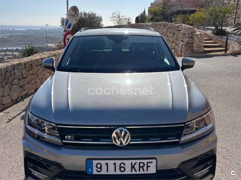 Usado VW Tiguan Sportline 150 HP (110 kW) 2018 Bege SUV