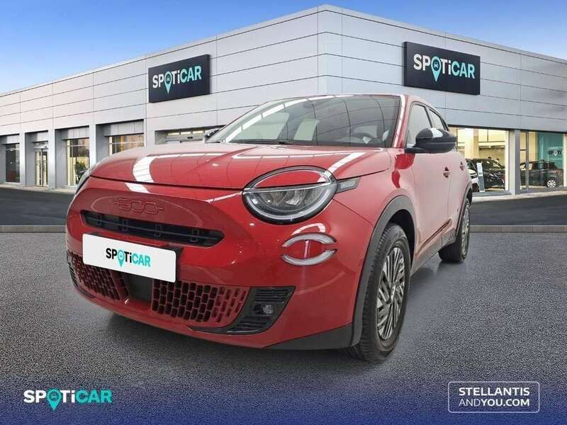 Rojo Usado 2023 Fiat 600E Red SUV | 22.300 € (Precio justo) - Imagen 1/4