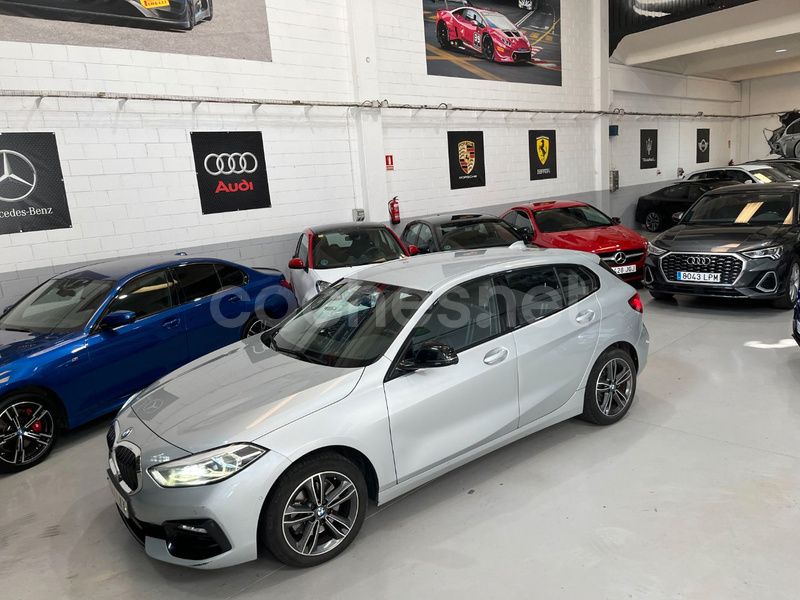 Gris / plata Usado 2020 BMW 116 M Sport Utilitario | 19.900 € (Precio justo) - Imagen 1/4