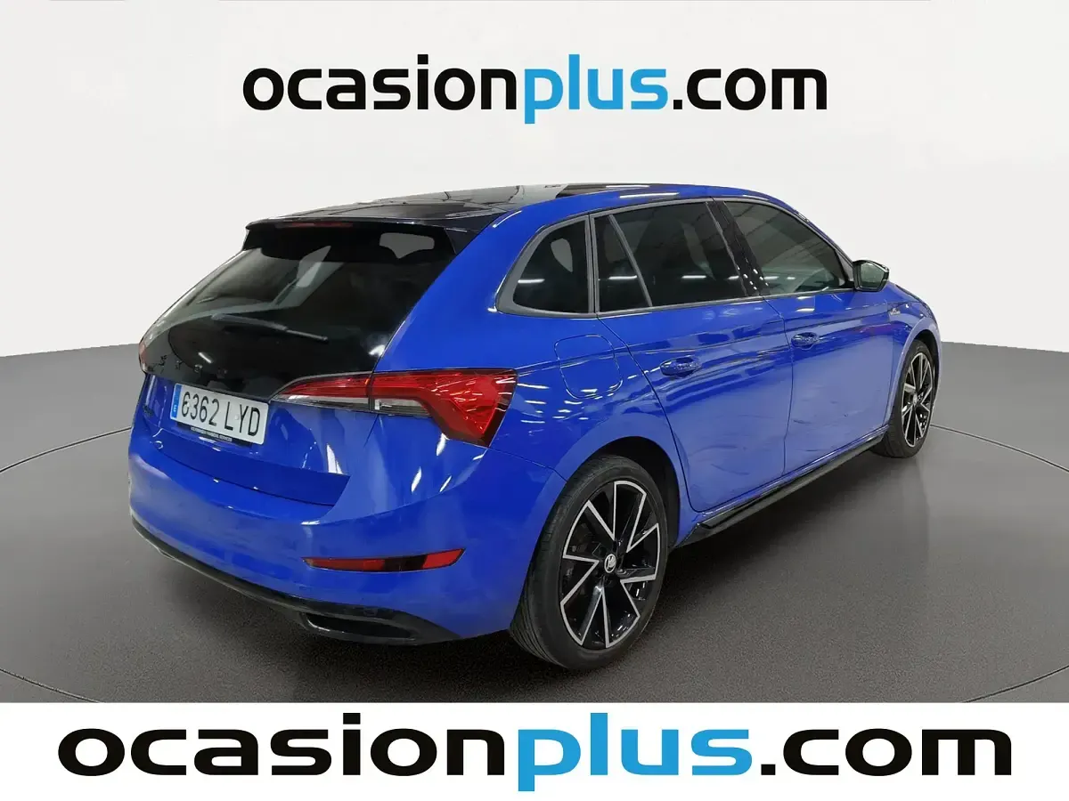 Usado Skoda Scala Monte Carlo 110 CV (80 kW) 2022 Azul Utilitario