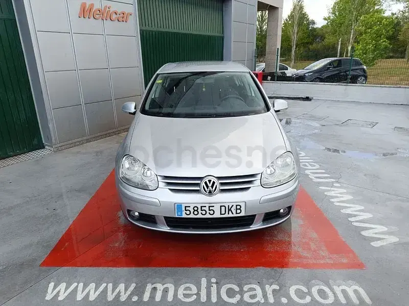 Usado VW Golf IV Sportline 140 CV (102 kW) 2005 Gris / plata Berlina