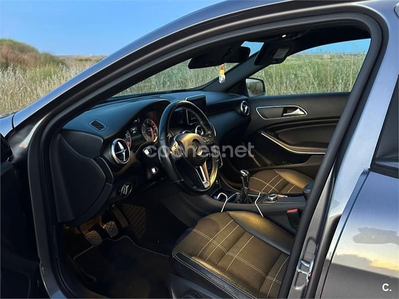 Usado Mercedes A200 Style 136 CV (100 kW) 2014 Gris / plata Berlina