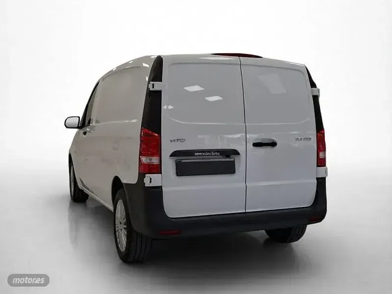 Usado Mercedes Vito 136 CV (100 kW) 2025 Blanco Van