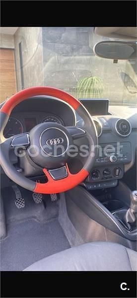 Usado Audi A1 Attraction 105 CV (77 kW) 2011 Negro Utilitario