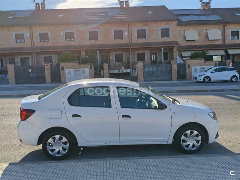 Usado Dacia Logan Ambiance 90 CV (66 kW) 2018 Blanco Berlina