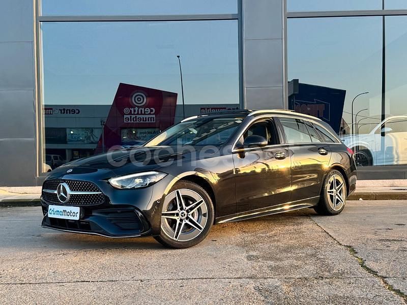 Usado Mercedes C220 200 CV (147 kW) 2021 Negro Familiar