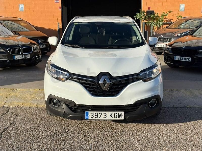 Usado Renault Kadjar Zen 130 CV (95 kW) 2017 Blanco SUV