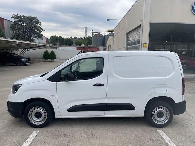 Usado Opel Combo S 100 CV (73 kW) 2021 Blanco Monovolumen