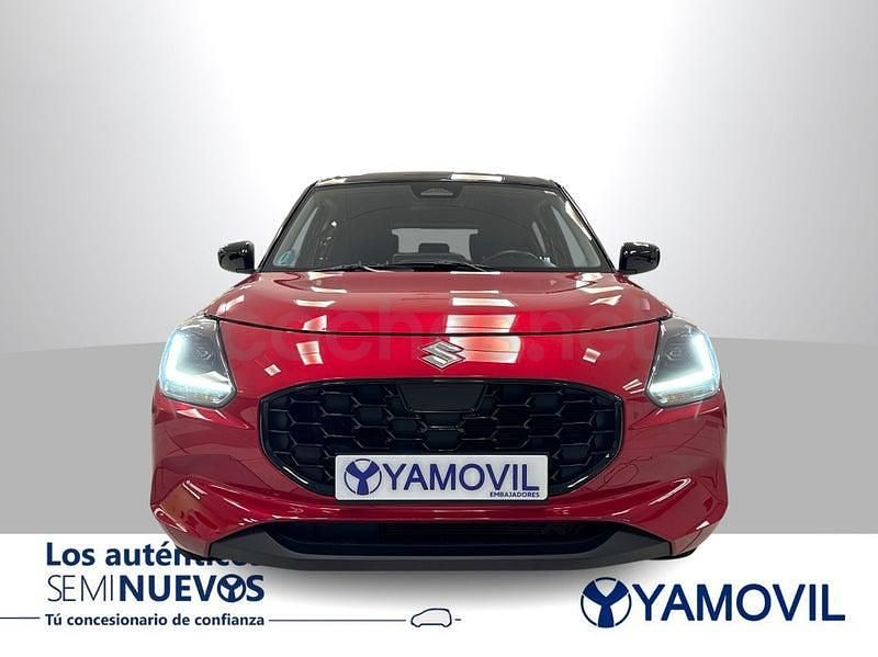 Usado Suzuki Swift 83 CV (61 kW) 2024 Rojo Utilitario