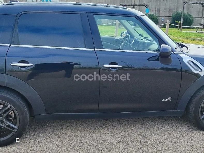 Usado Mini Cooper D Countryman 111 CV (81 kW) 2012 Negro SUV