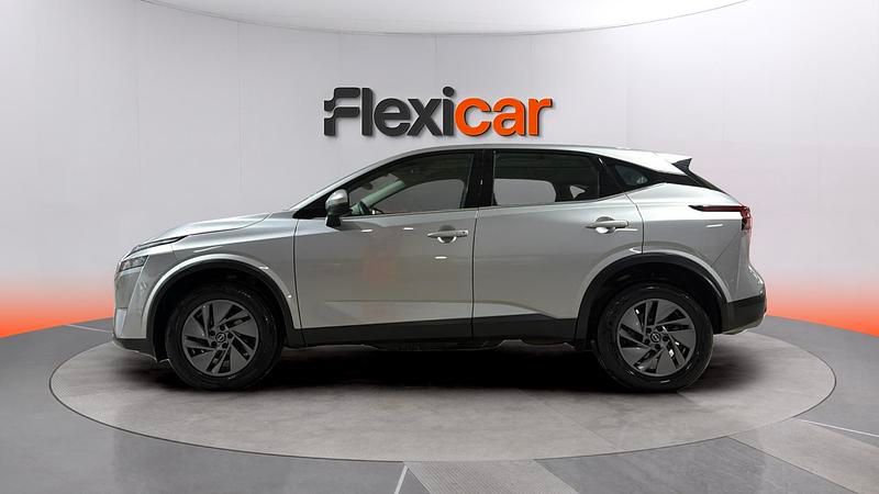 Begagnad Nissan Qashqai Acenta 158 HK (116 kW) 2024 Grå SUV