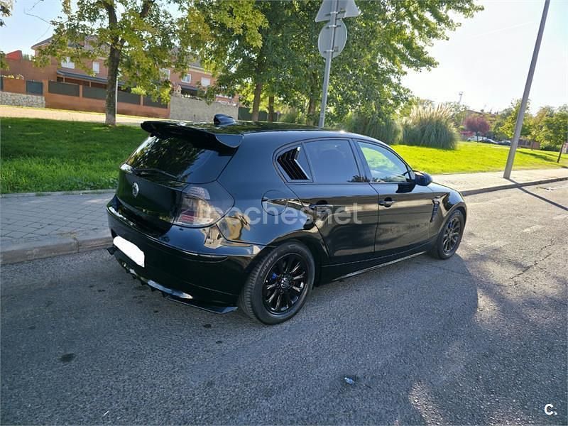 Negro Usado 2007 BMW 118 Utilitario | 6000 € (Un poco caro) - Imagen 1/4