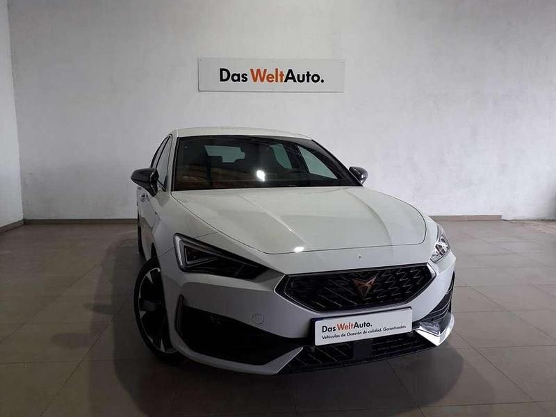 Blanco Usado 2023 Cupra Leon Utilitario | 28.890 € (Precio justo) - Imagen 1/4